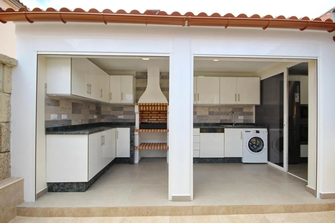 Amazing 5-Bedroom Villa In Costa Adeje Espanha